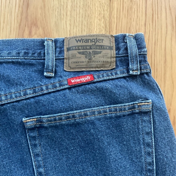 Men’s Wrangler Relaxed Jean, Size 36 x 32 - Picture 4 of 8